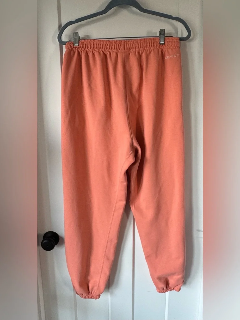 Nike Standard Issue Dry fit Basketball Pants Orange/Light mango Color Size L
